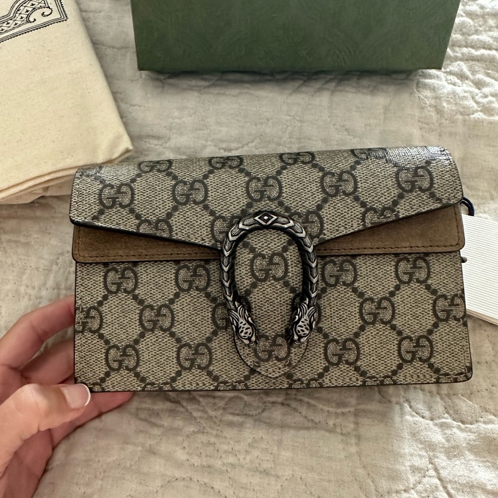 Gucci - Dionysus GG Supreme super mini bag (Supreme Canvas)